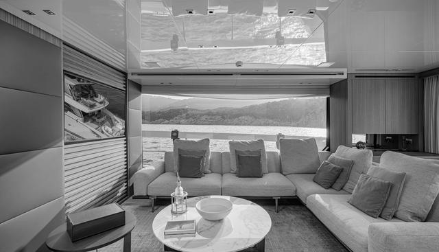 SANLORENZO SX 88 M&M yacht for sale 8