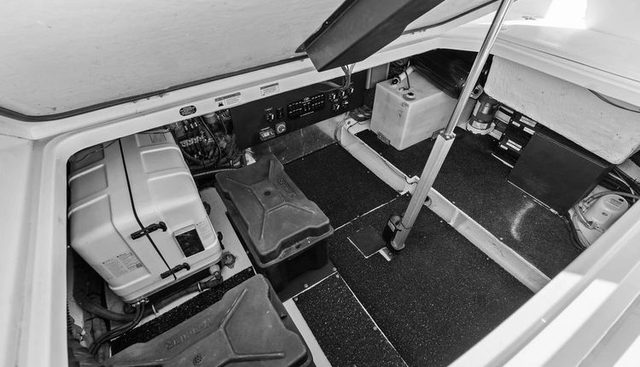 Treehouse yacht for sale 35
