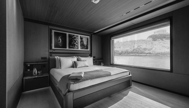 ACALA yacht for sale 52