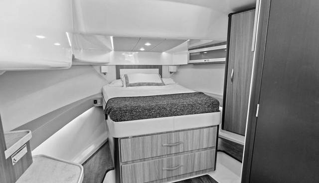 Treehouse yacht for sale 28