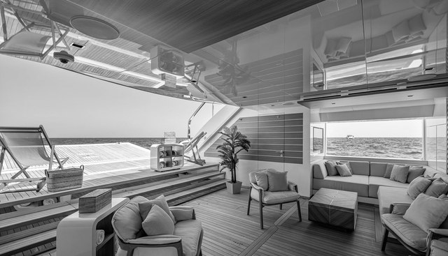 GOLDENEYE yacht for sale 37
