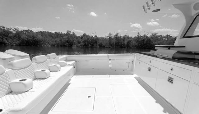 65 Estrella yacht for sale 10