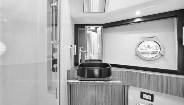 TANGERINE MOON yacht for sale 38