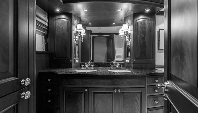 STARLIGHT yacht for sale 19