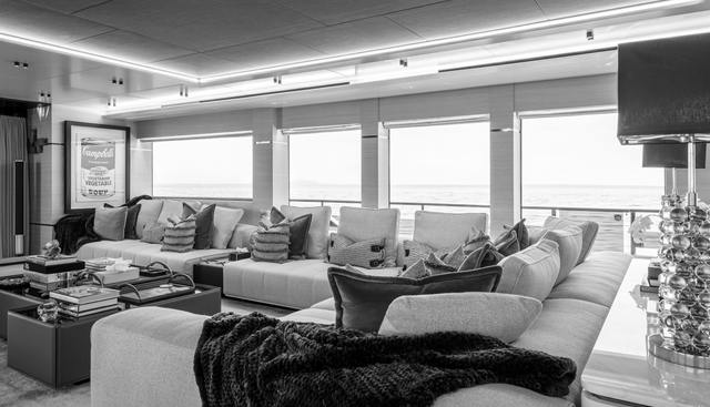 37XP-17 yacht for sale 32