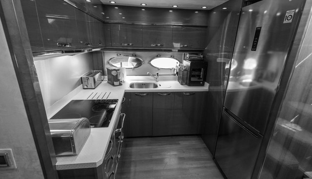 Cappuccino II yacht for sale 29
