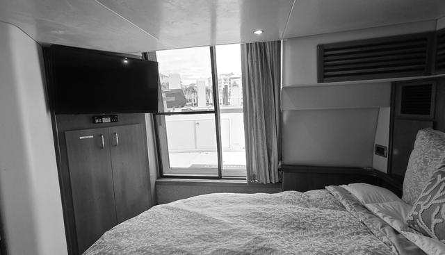 Live Now yacht for sale 38