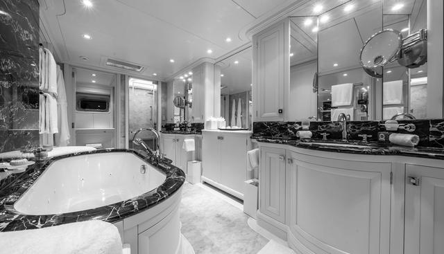 MOATIZE yacht for sale 13