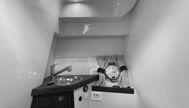 noname yacht for sale 38