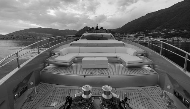 STILE DI VITA yacht for sale 44