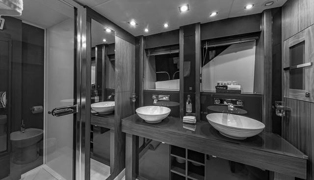 EMRYS yacht for sale 14