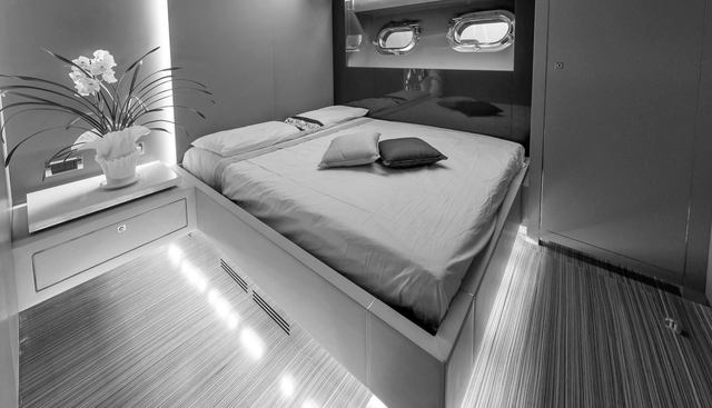 ITALCRAFT MAXI DRAGO 105 yacht for sale 15
