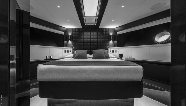 RIVA DIVA yacht for sale 8