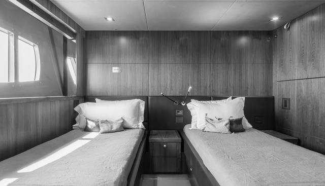 DESEO yacht for sale 22