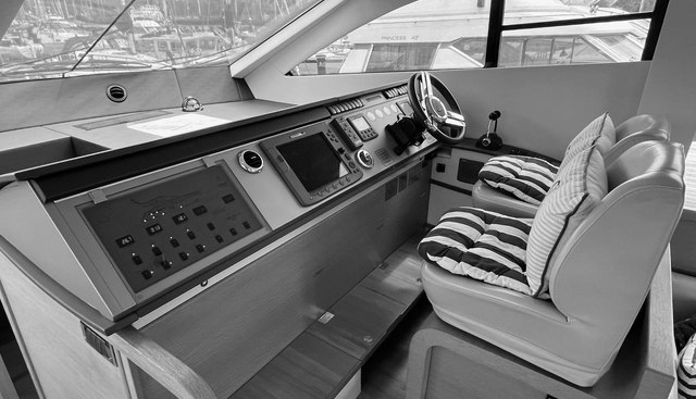 noname yacht for sale 33