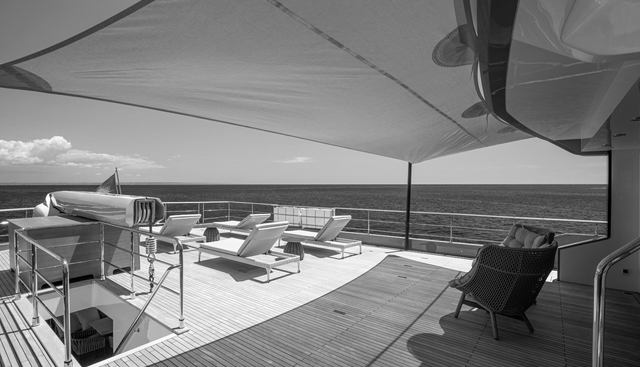 37XP-17 yacht for sale 9