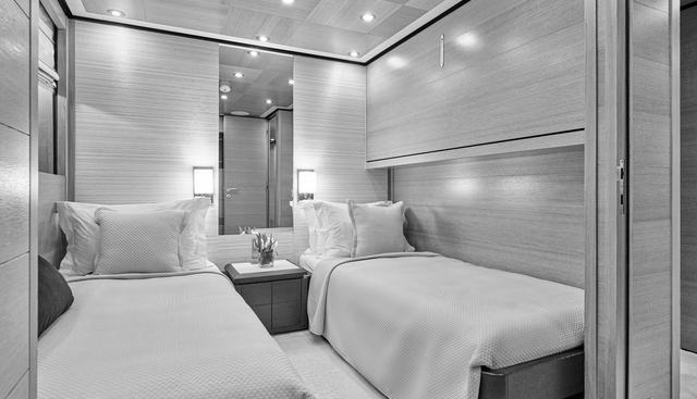 LOANA yacht for sale 13