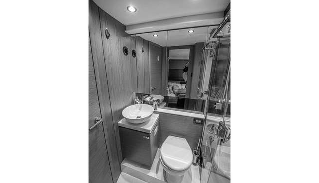 GRAYSKY V yacht for sale 47