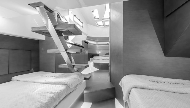 FIRST CLASS yacht for sale 27