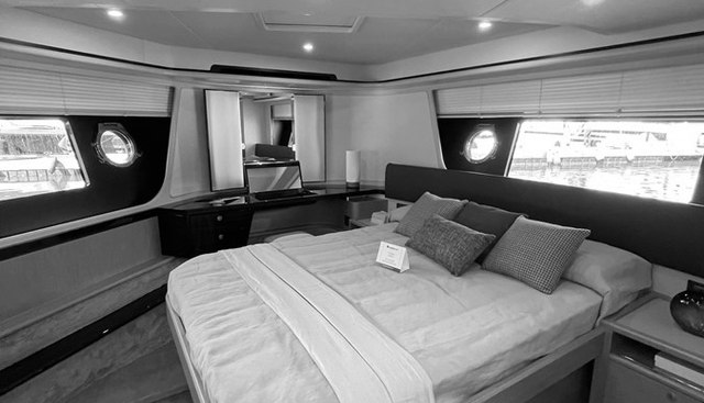 ABSOLUTE 62 FLY yacht for sale 24