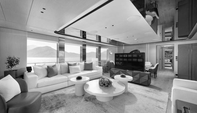 LADY LUNA yacht for sale 32