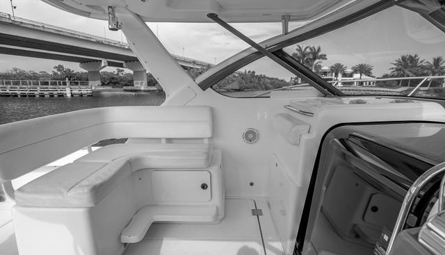 Escapade yacht for sale 27