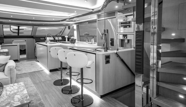 AQUILA 70 yacht for sale 39