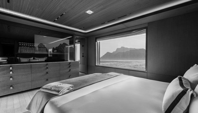 ACALA yacht for sale 38