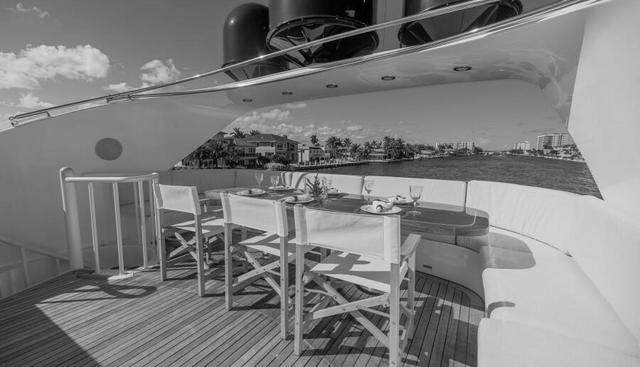 Entourage yacht for sale 28