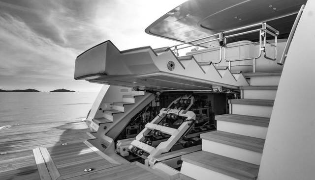L.A.U.L yacht for sale 38