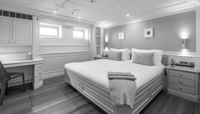 BRAVADO yacht for sale 20