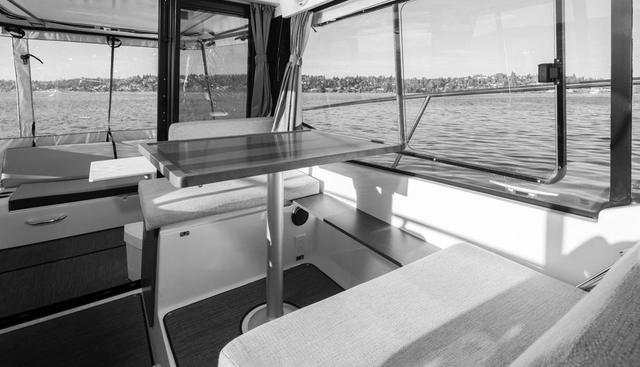 Jeanneau Weekender Offshore yacht for sale 13