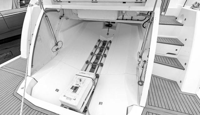 PREDATOR EVO yacht for sale 12
