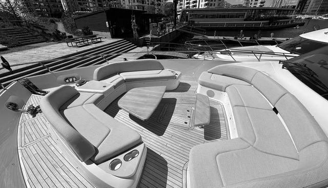 Y80018 yacht for sale 14