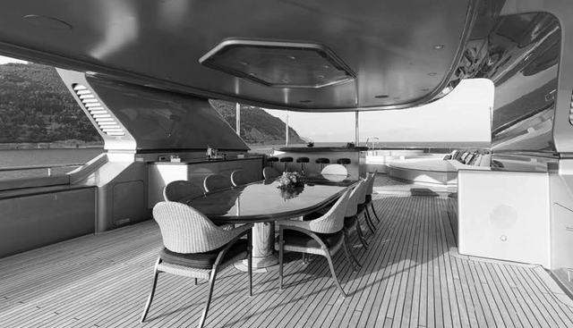VIBRANCE yacht for sale 4