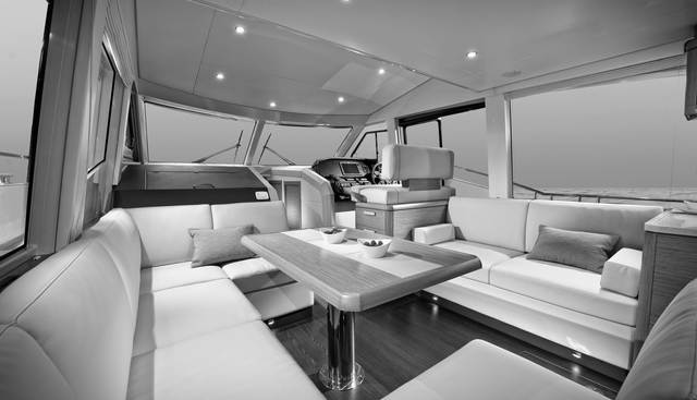 Greenline 48 Fly yacht for sale 9