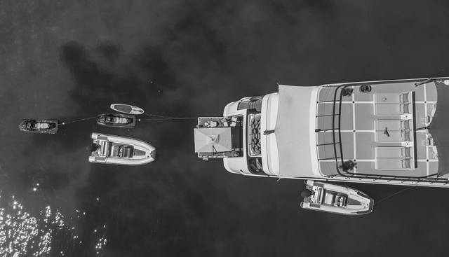 ILLUSION I yacht for sale 27