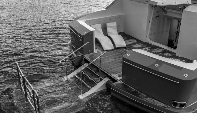 FLYING MANTA yacht for sale 3