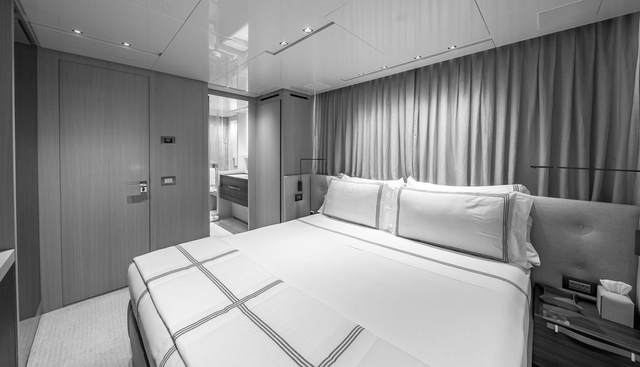 XWAVE yacht for sale 17