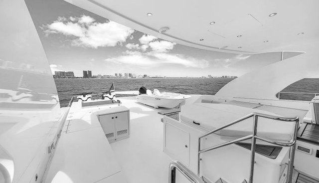 MESMERIZE yacht for sale 43