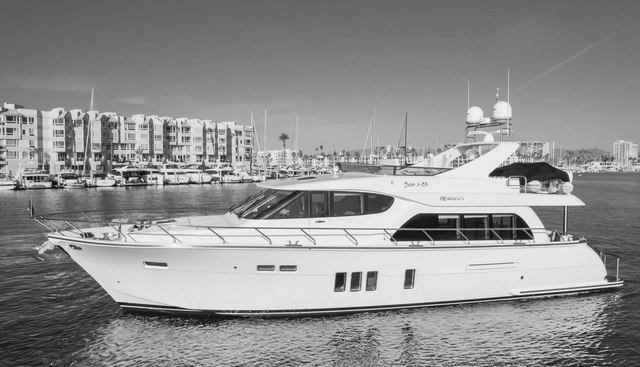 Suzie N Me yacht for sale 4