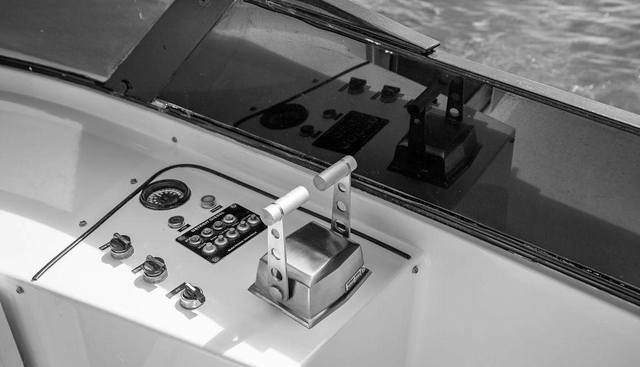 Three Blessings yacht for sale 28