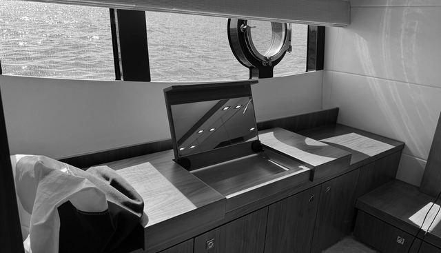 FAMIGLIA yacht for sale 20