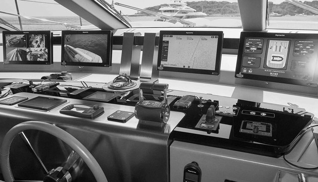 AMOUAJE yacht for sale 15
