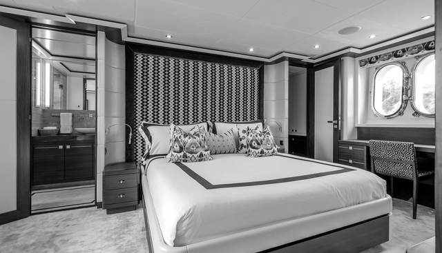 MAHALO yacht for sale 9