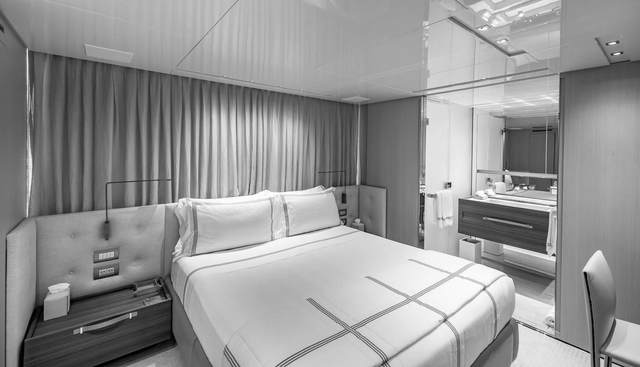 XWAVE yacht for sale 22