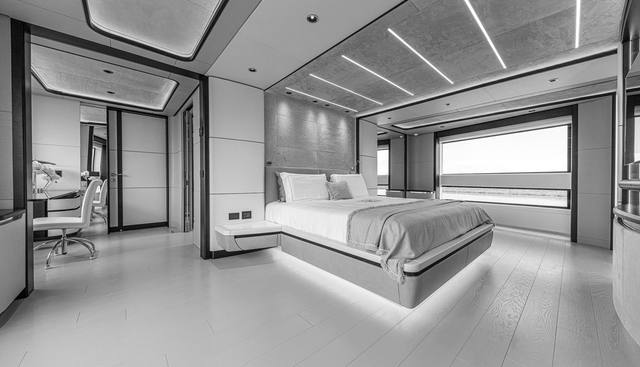 VAYUS yacht for sale 9