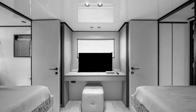 ACALI yacht for sale 43