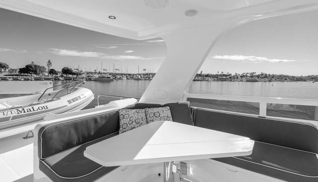 MALOU yacht for sale 37