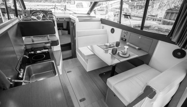 Myrt yacht for sale 14